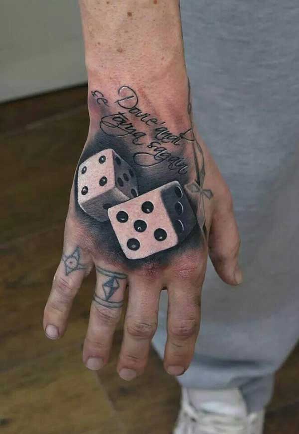 Tatuagem Cartas De Baralho E Dados New Sample r 79 Tatuagens de Dados que Significam Sorte e Aleatoriedade