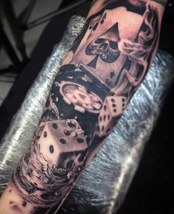 Tatuagem Cartas De Baralho E Dados New Sample r 79 Tatuagens de Dados que Significam Sorte e Aleatoriedade
