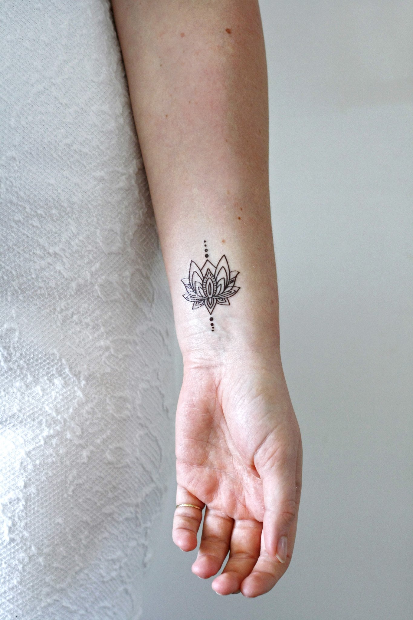 Small Lotus Temporary Tattoo 2048_x_1365_jpg