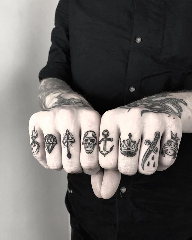 190+ Cool Knuckle Tattoos Ideas In 2022 - Tattoosboygirl 800_x_640_jpg