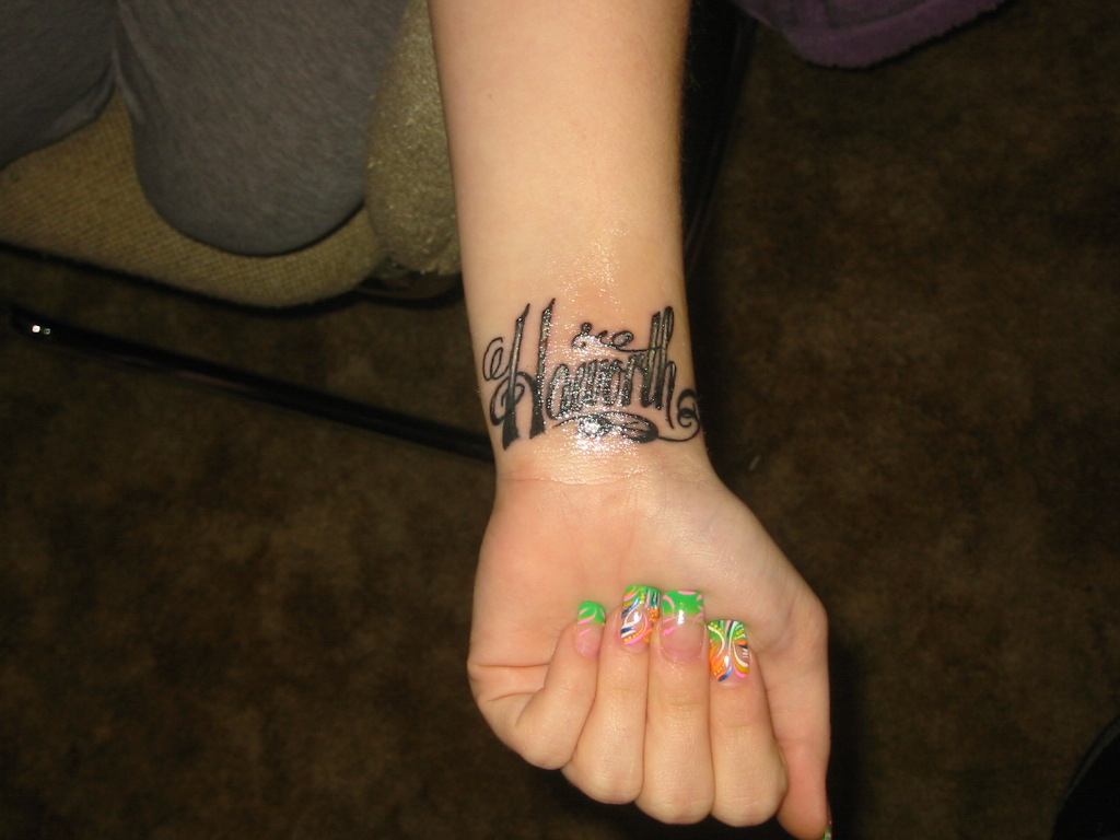 20 Glorious Wrist Tattoos For Men Tattoo Collections
