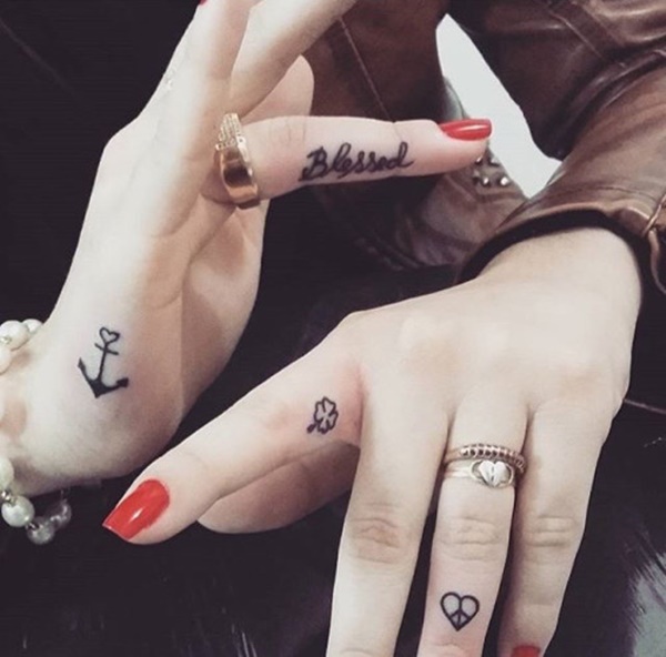 De fofa a minimalista ideias de tatuagem para o dedo A revista da mulher 90 tatuagens de dedo imaginativas para o entusiasta de tatuagem