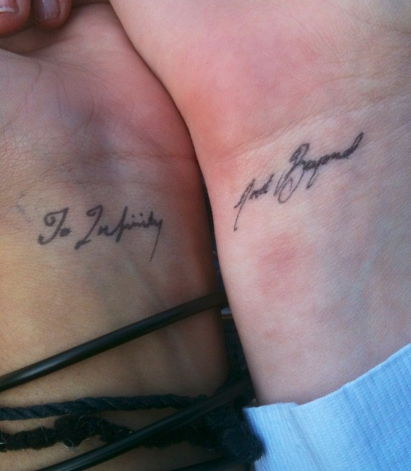 Frases Tatuagem De Mae Para Filha Bebe Tatuagem Homenageando A Mae 50 71 dos melhores desenhos de tatuagem de casal que manterão seu amor