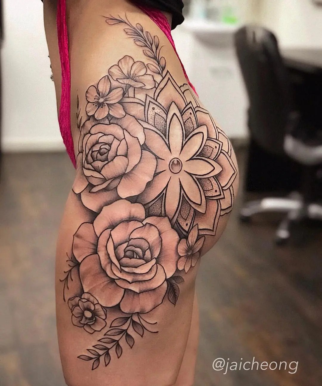 Tatuaggio Mandala: Ecco Cosa Significa – Tatuaggipiercing.it 1294_x_1080_jpg