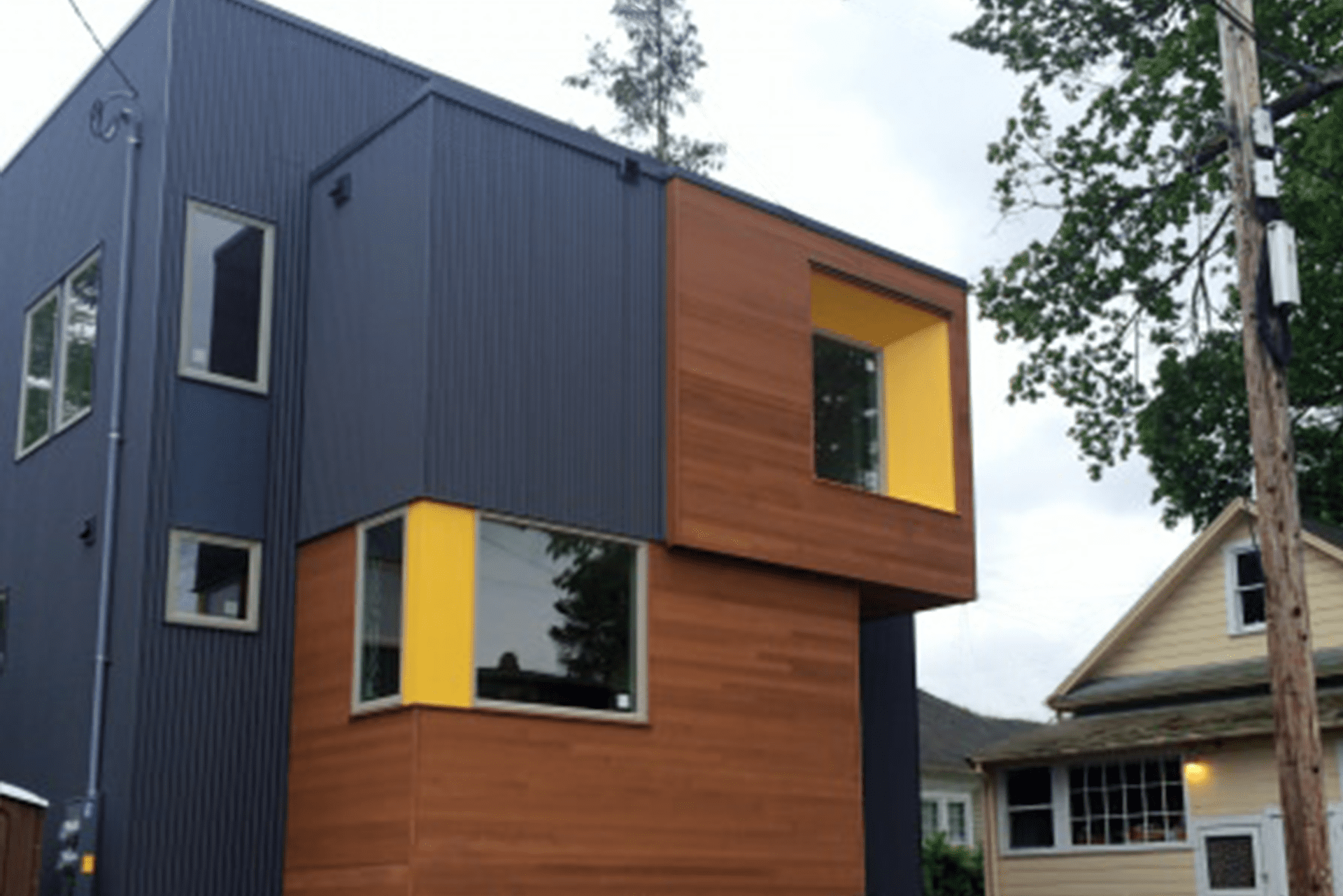 Flanders House Taylor Metal