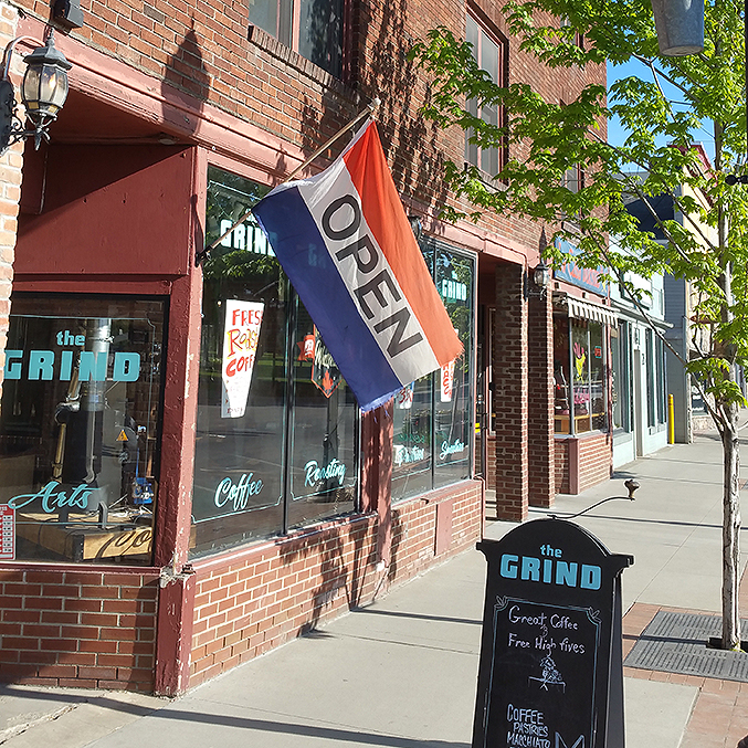 Taylor Park Residences Newly Renovated Apartments in Historic St. Albans