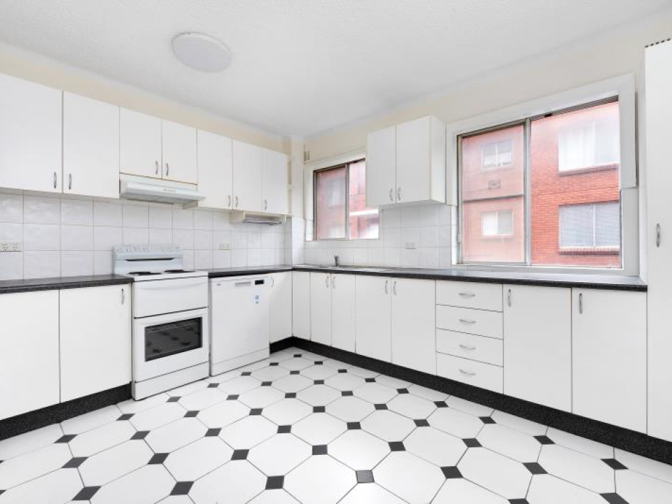 Light Filled Three Bedroom Apartment in Kensington Taylors Property Management Specialists