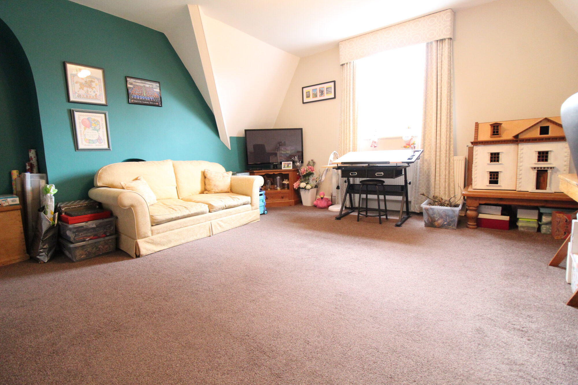 Church Mount, SuttononHull Taylors Estate Agents