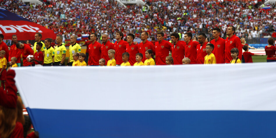 Die russische Nationalhymne bei der WM Schalalalalala! Schalalala