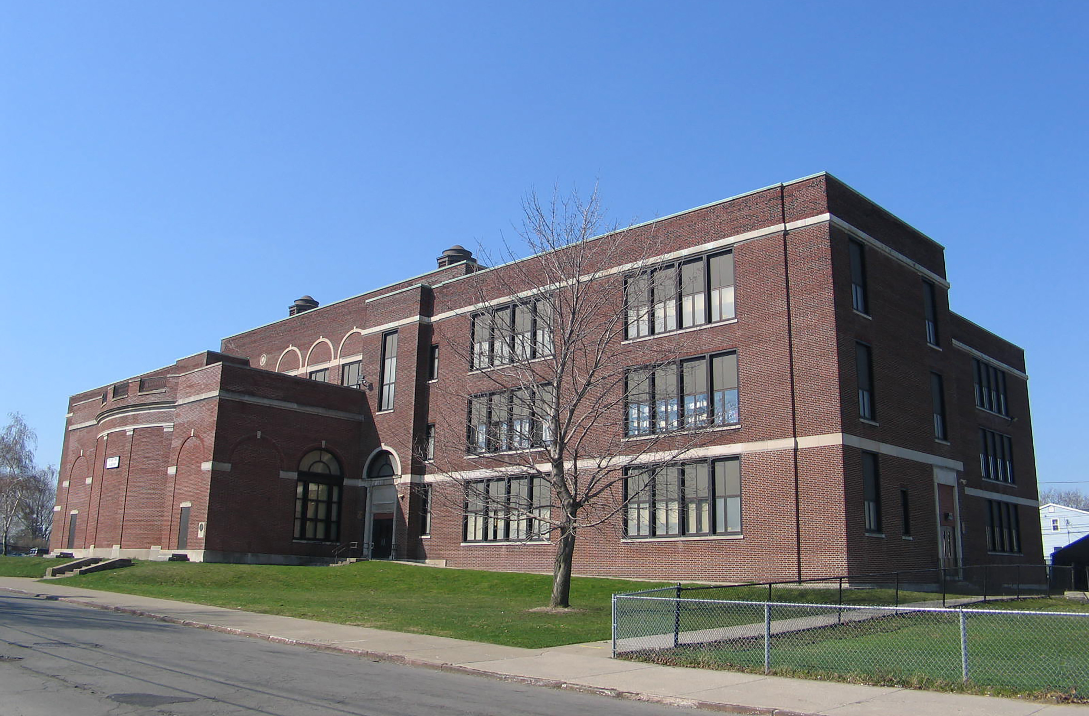 Buffalo Academy of Science School 11 Tommaso Briatico Architects