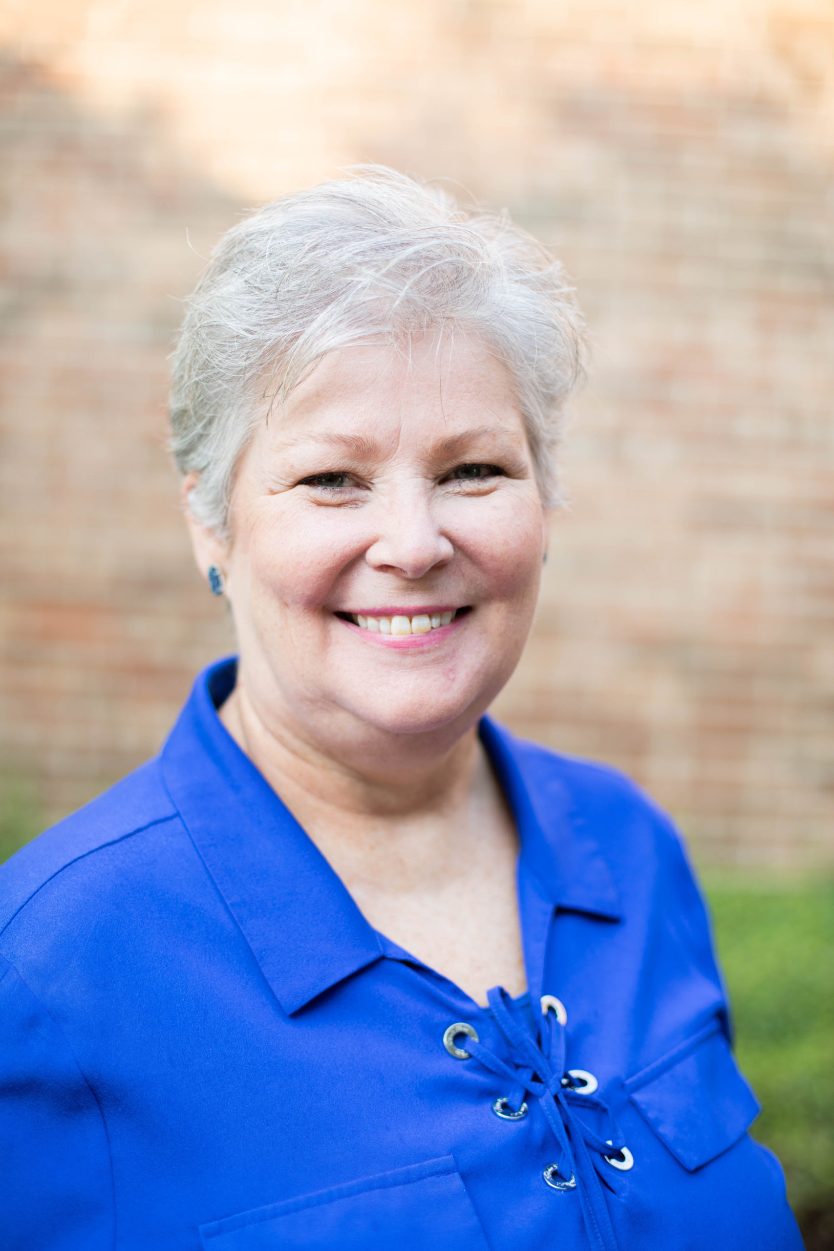 Lisa Sinclair [Profiles] • Instagram, Twitter, TikTok Foller