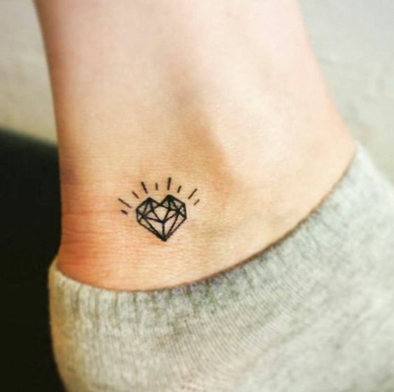 Il Significato Dei Tatuaggi: Il Diamante 561_x_563_jpg