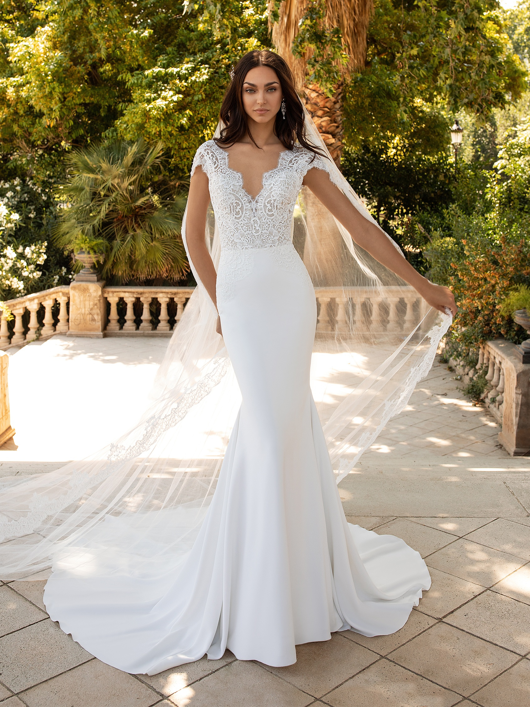 Abito Sposa Mod. Milady Linea Pronovias | Favole | Abiti Da Sposa E Da Cerimonia Con Sartoria