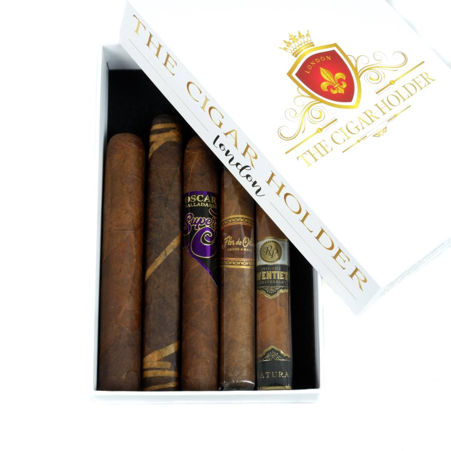 New World Cigars Selection Rich Flavour, Aromas Enhanced
