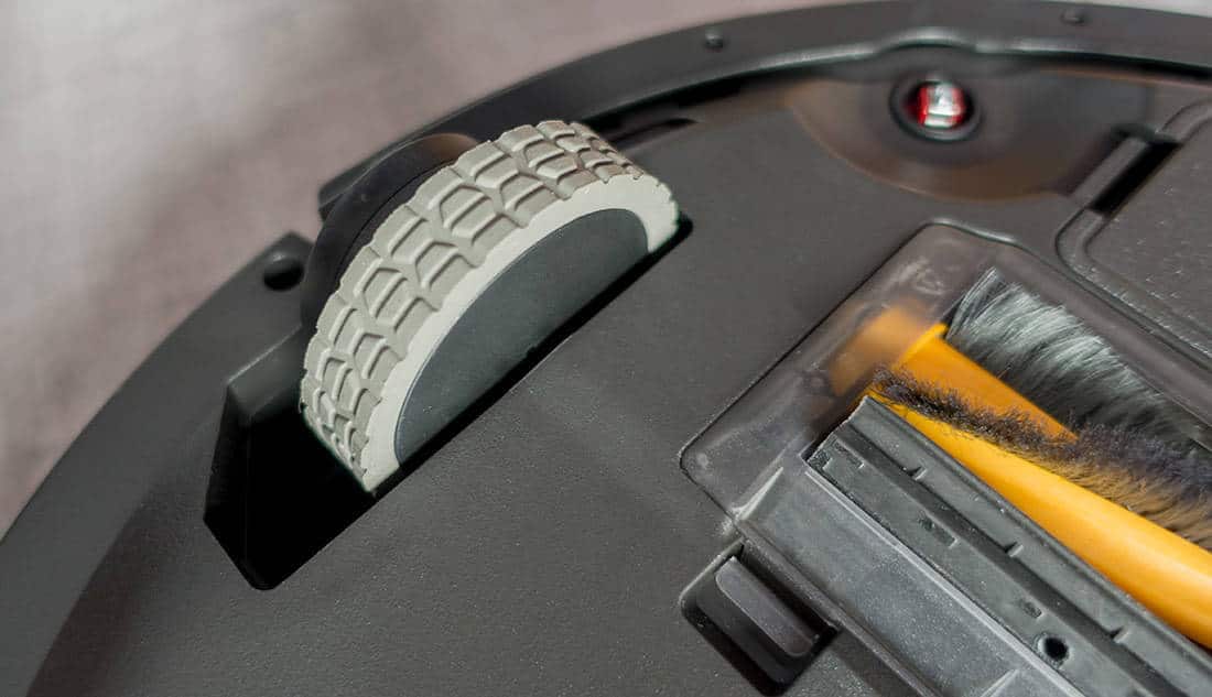 ECOVACS DEEBOT M81Pro im Test Saugroboter mit Wischfunktion aus dem