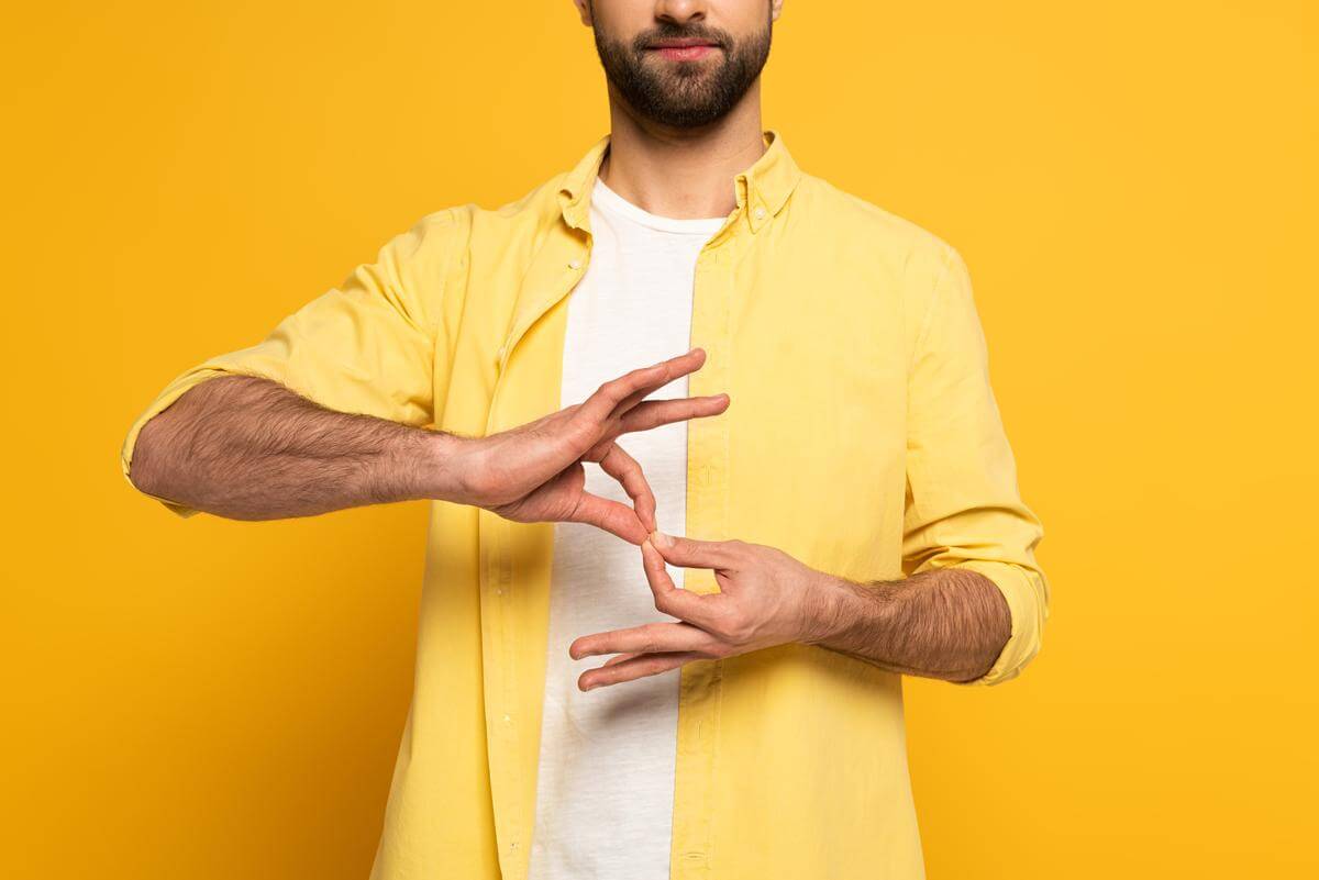 Is Sign Language the Same Everywhere? Understanding Universality in