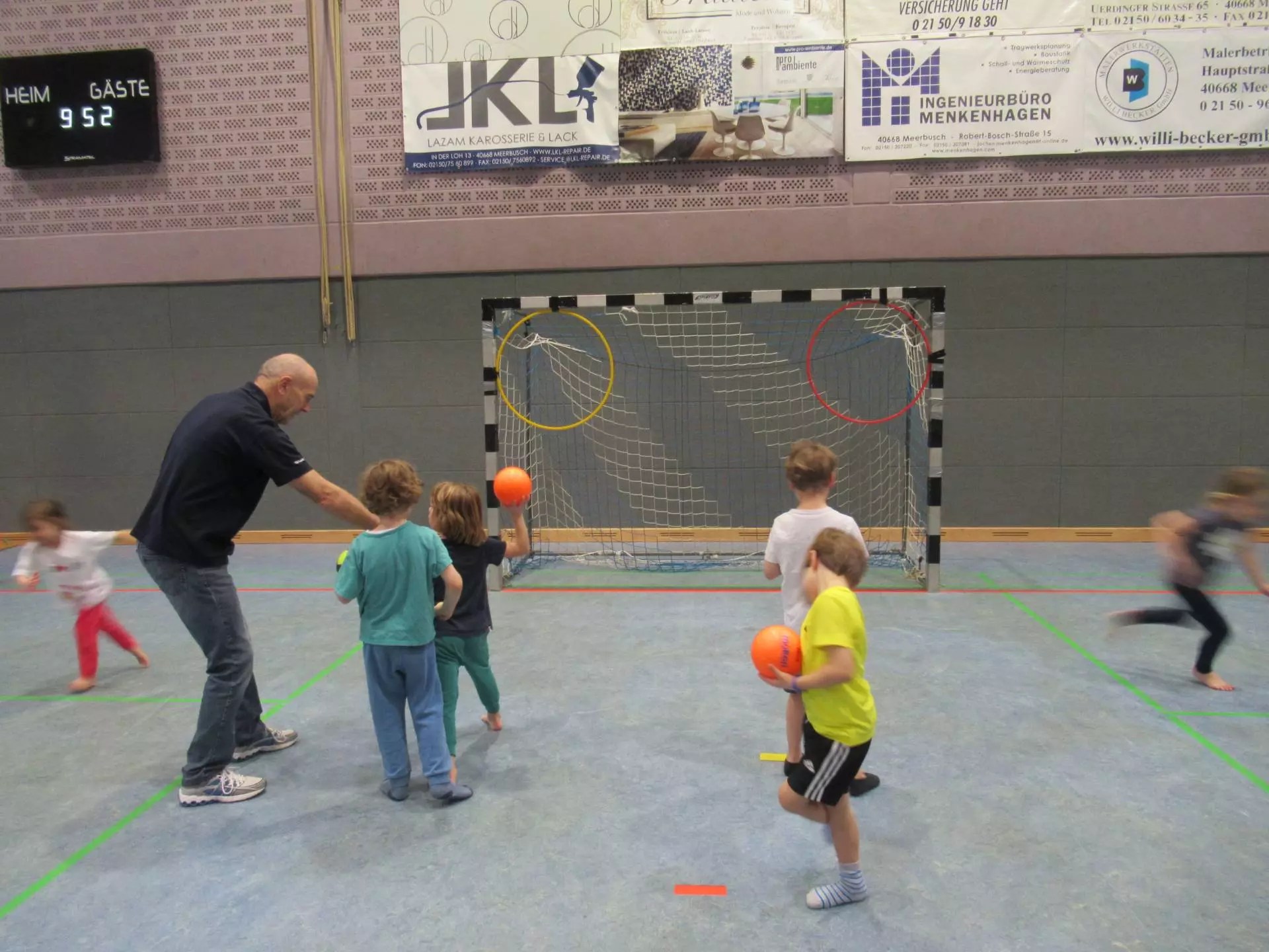 HandballSchnupperstunde beim TD 07 Lank TD Lank 07