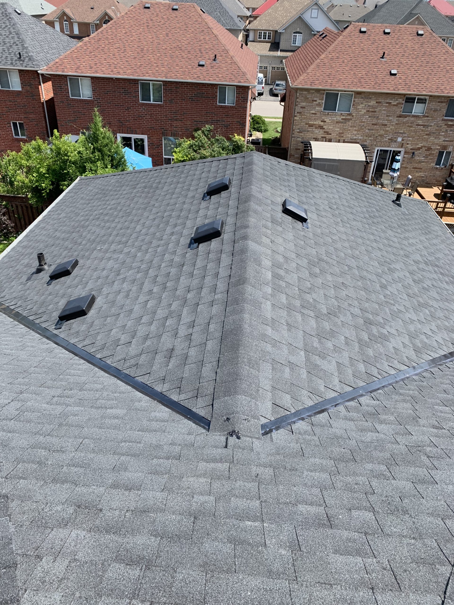 Why Composite Roof Shingles are the Future of Roofing