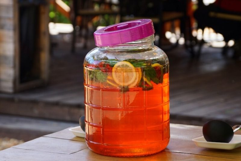Sun Tea The Ultimate Guide To Enjoying This Drink Tea Backyard