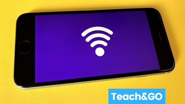 5 Helpful Mobile Hotspot Options for Online Teachers - Teach and GO
