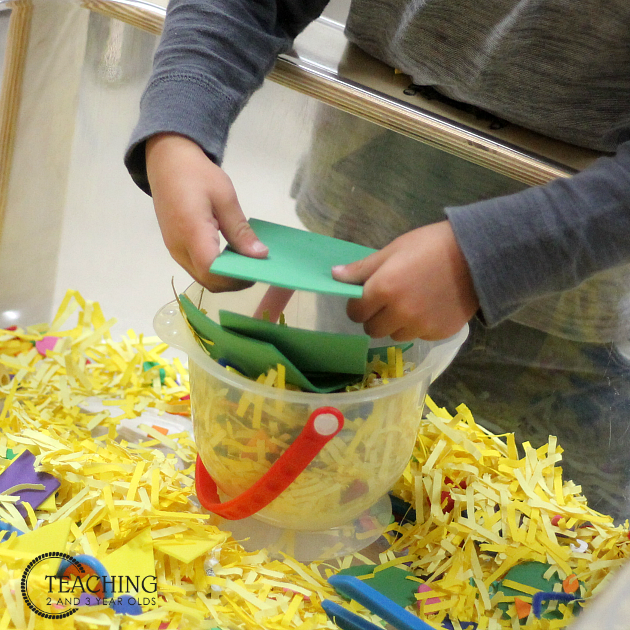 Teaching Preschoolers Shapes Using the Sensory Bin