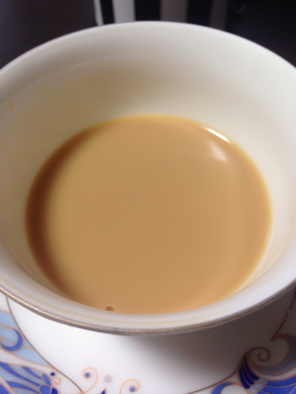 ロイヤルミルクティーやチャイの作り方！煮出すミルクティー入門 ティーシェルジュ