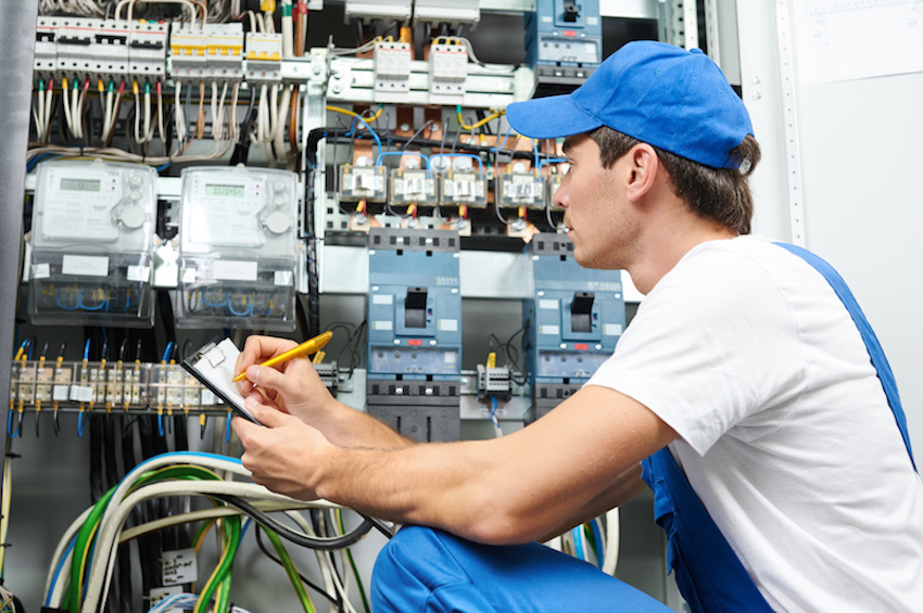 Top 5 Things To Look For When Hiring An Electrician