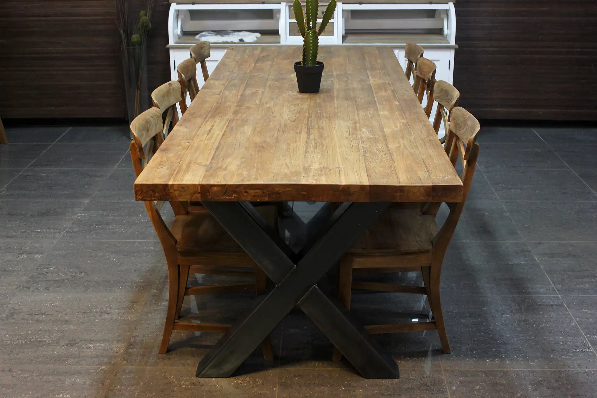 Teak Besi T180300DL Old design tafel teak met dik blad TEAK2