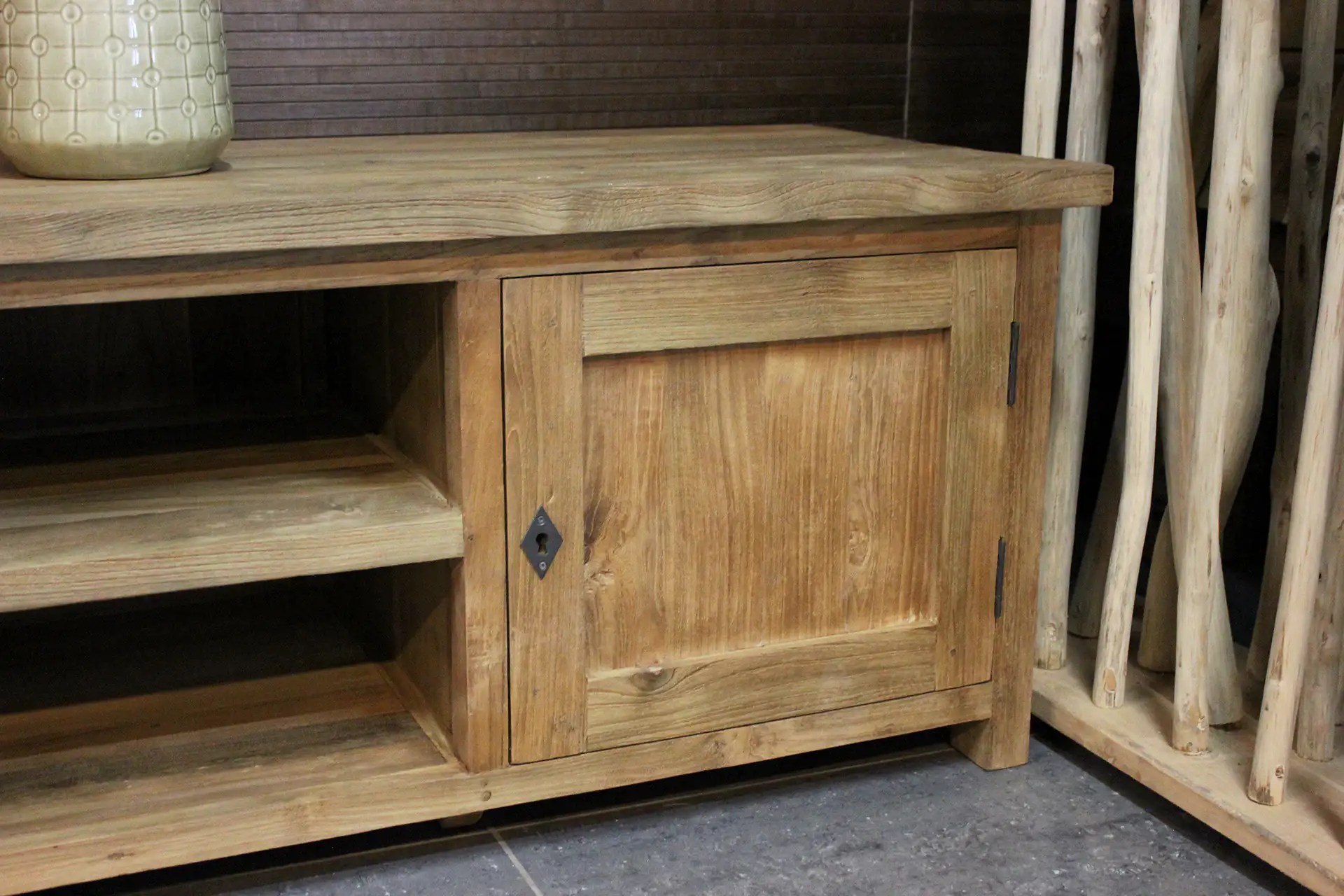 Teak Tanah TV145165 Old teak Tv meubel landelijke stijl