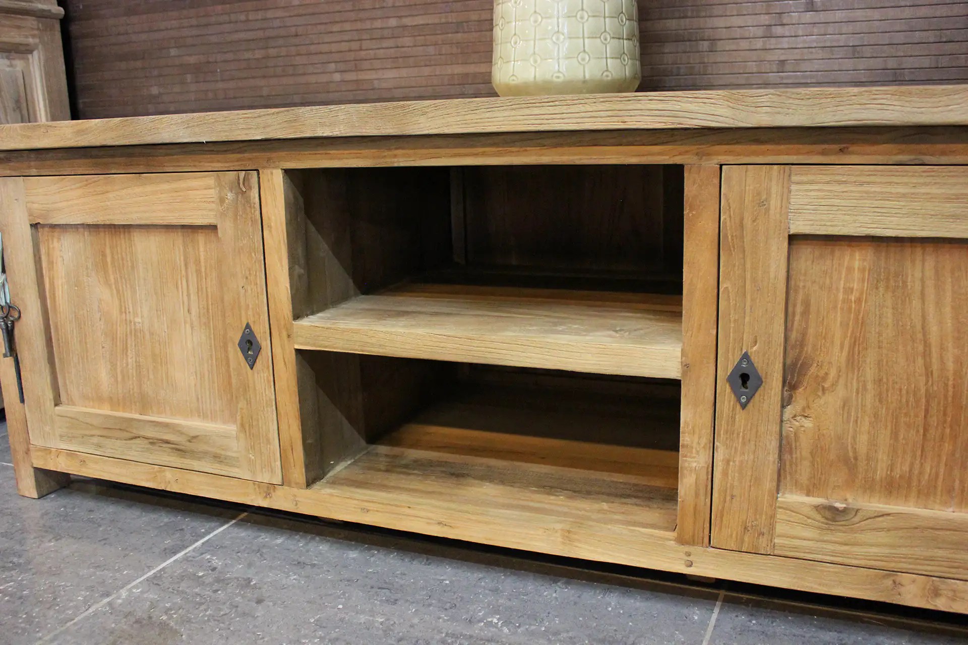 Teak Tanah TV145165 Old teak Tv meubel landelijke stijl