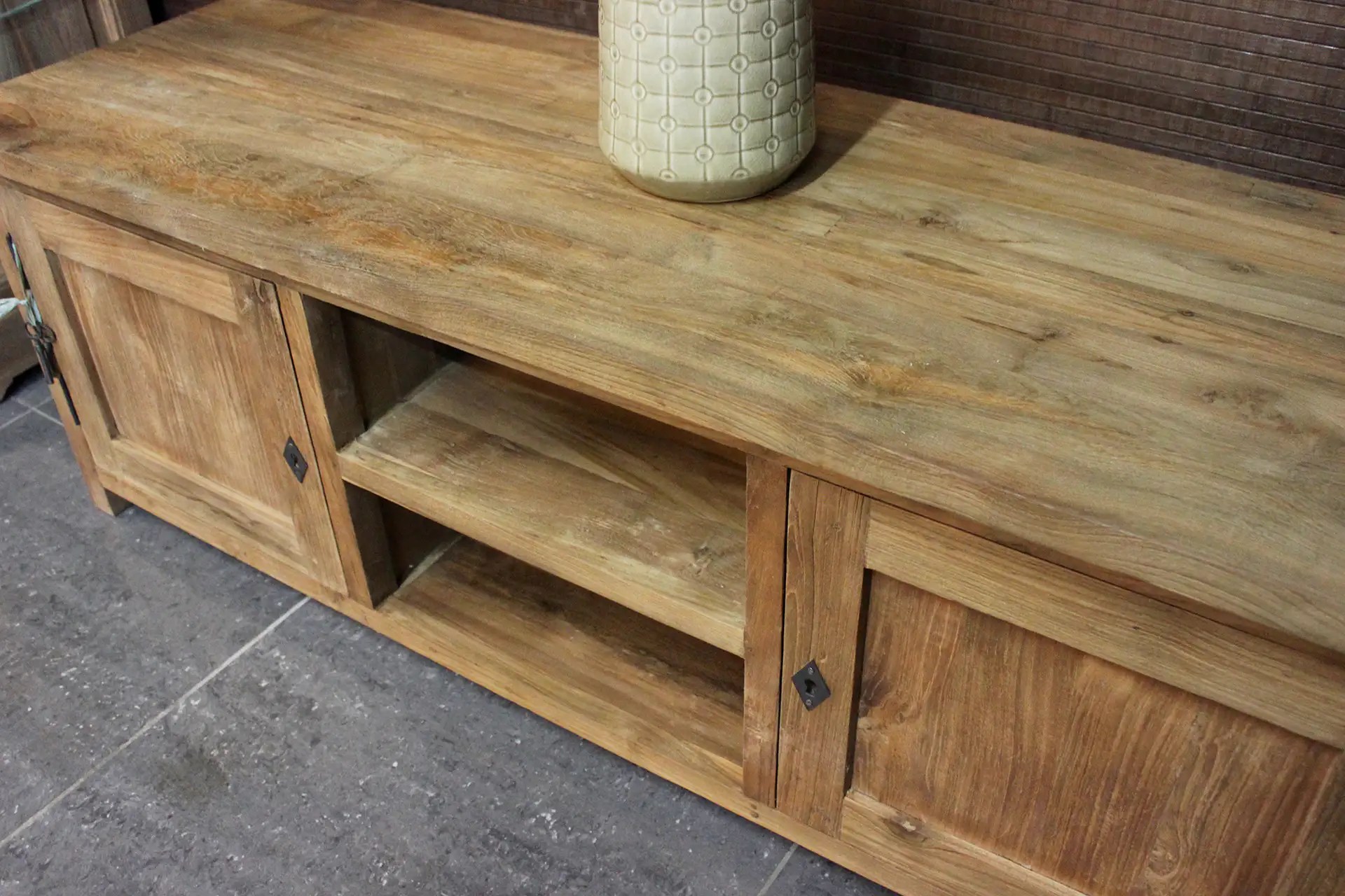 Teak Tanah TV145165 Old teak Tv meubel landelijke stijl