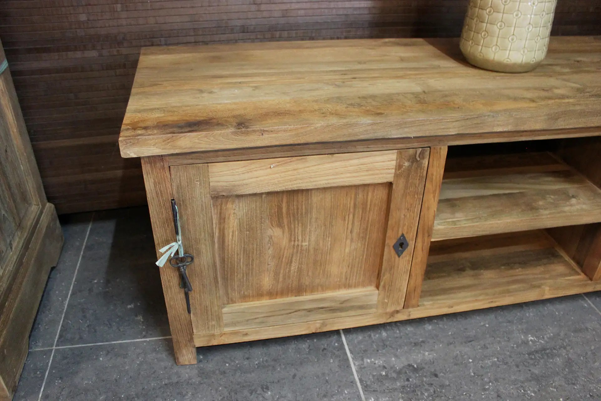 Teak Tanah TV145165 Old teak Tv meubel landelijke stijl