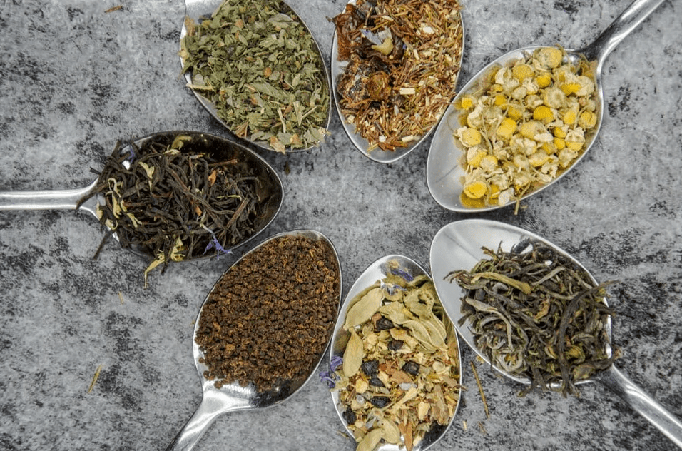 Why Does Tea Make Me Nauseous? A Comprehensive Guide