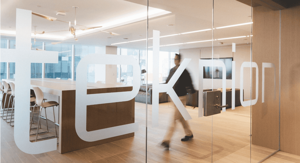 Open the Door to These Creative Office Entrance Ideas