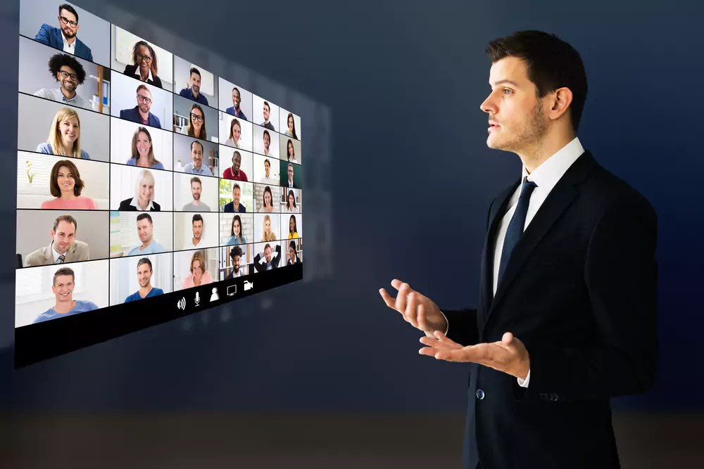 What Is a Virtual Hiring Event, How to Host & 6 Tips You Need