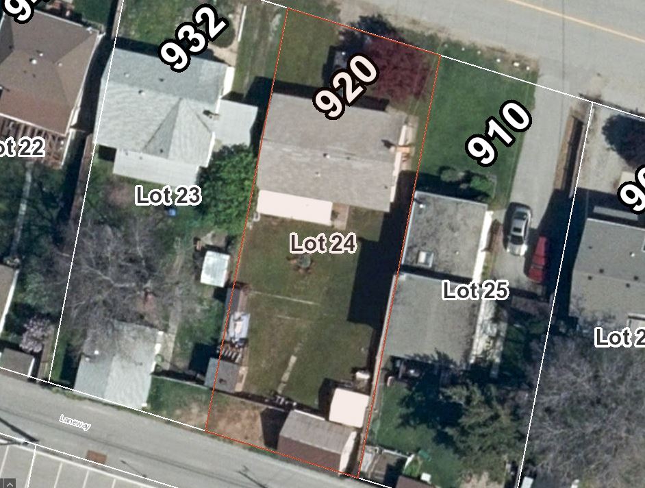 SOLD! 920 Creston Avenue Penticton Realtors