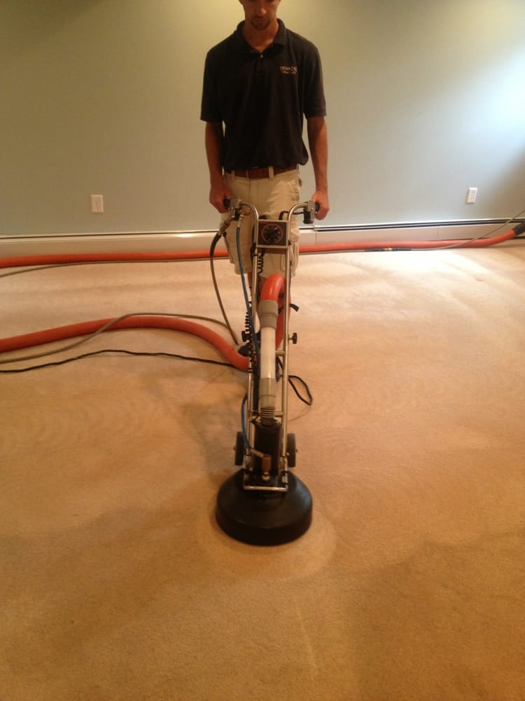 Hawkeye Carpet Care Team Dave Logan