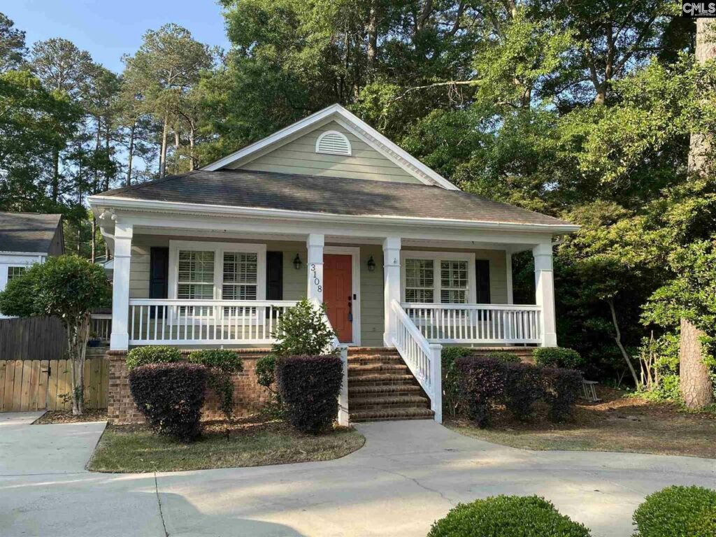 Melrose Heights Home Hits Market!