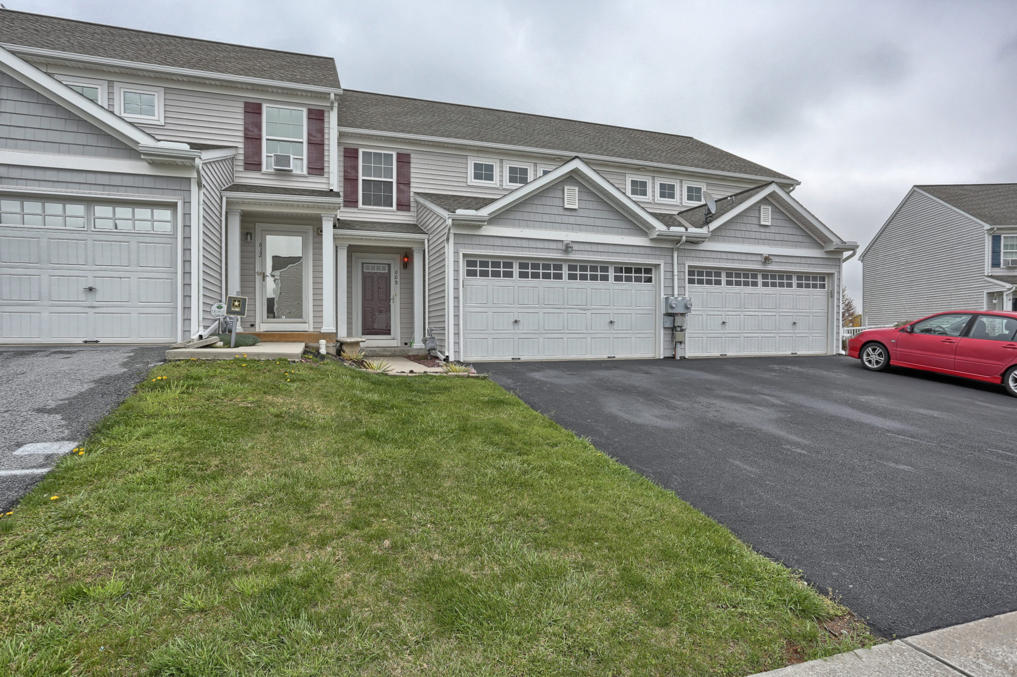 37 • Emmily Longenecker Team Iron Valley Real Estate