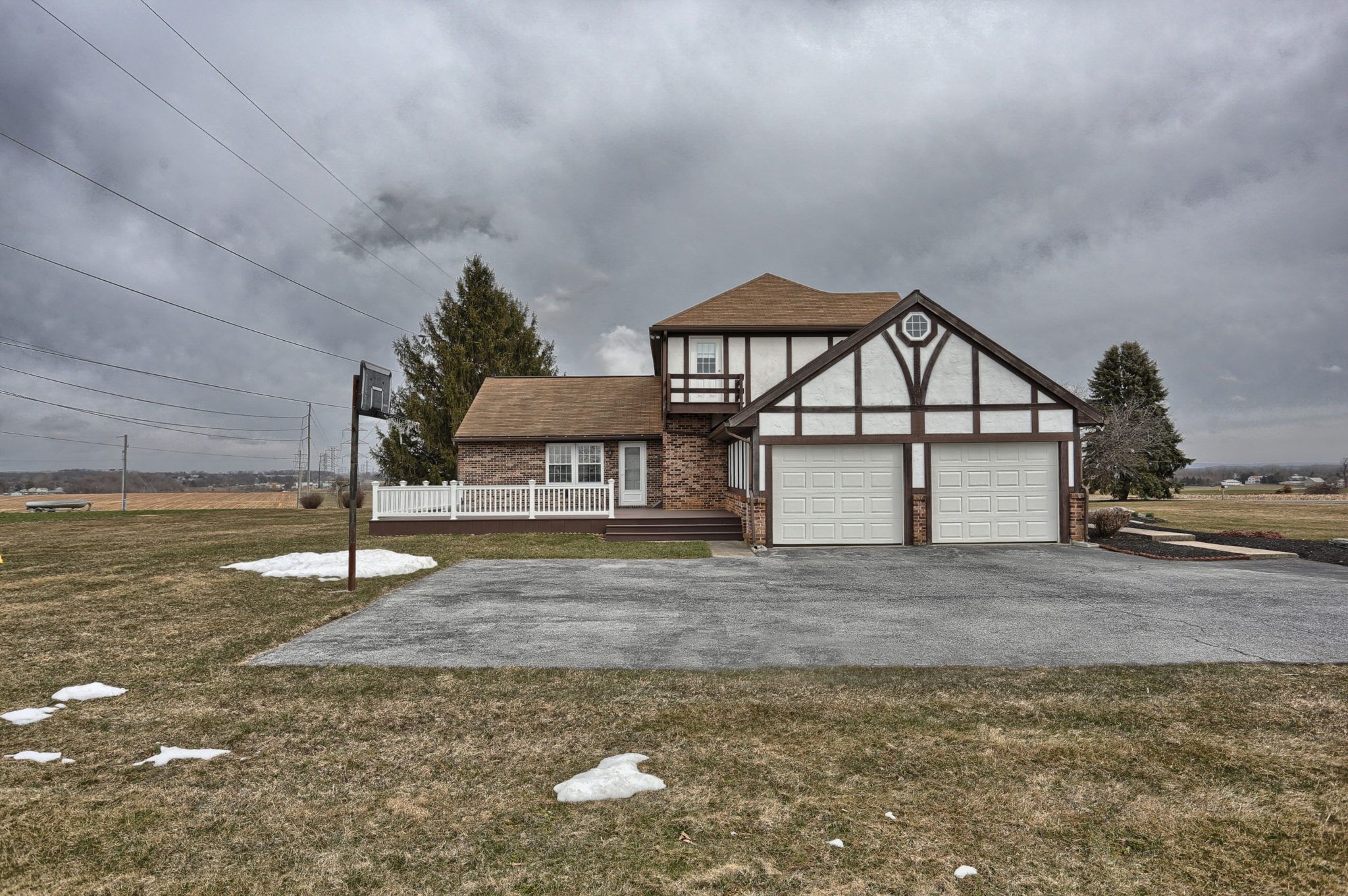 41 • Emmily Longenecker Team Iron Valley Real Estate