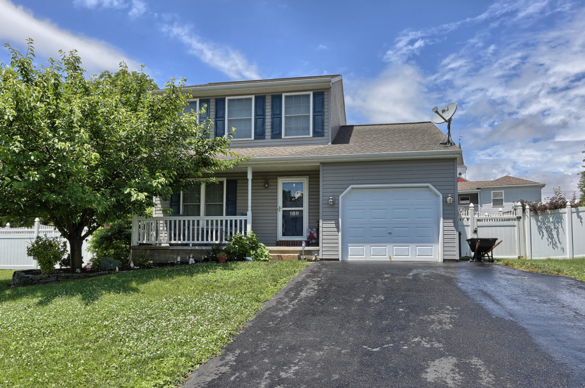 189 Twin Creeks Drive, Jonestown PA • Team Longenecker