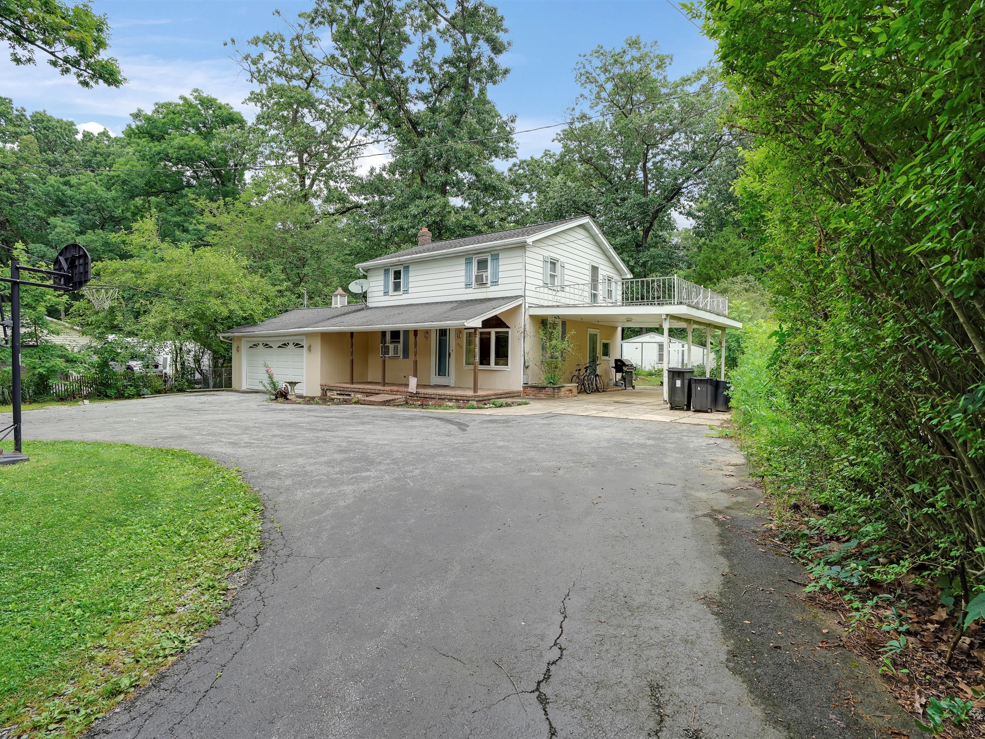 Wooded Setting with Convenience at 850 Prescott Dr. • Emmily