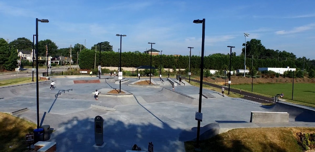Apex, NC (Roger Family Skate Plaza) Team Pain Skate Parks