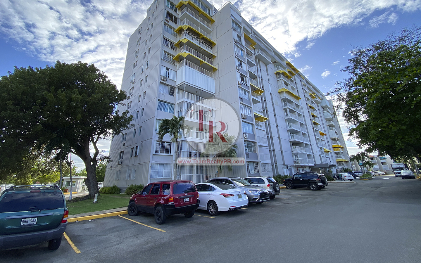 Condominio Lagomar Isla verde Team Realty