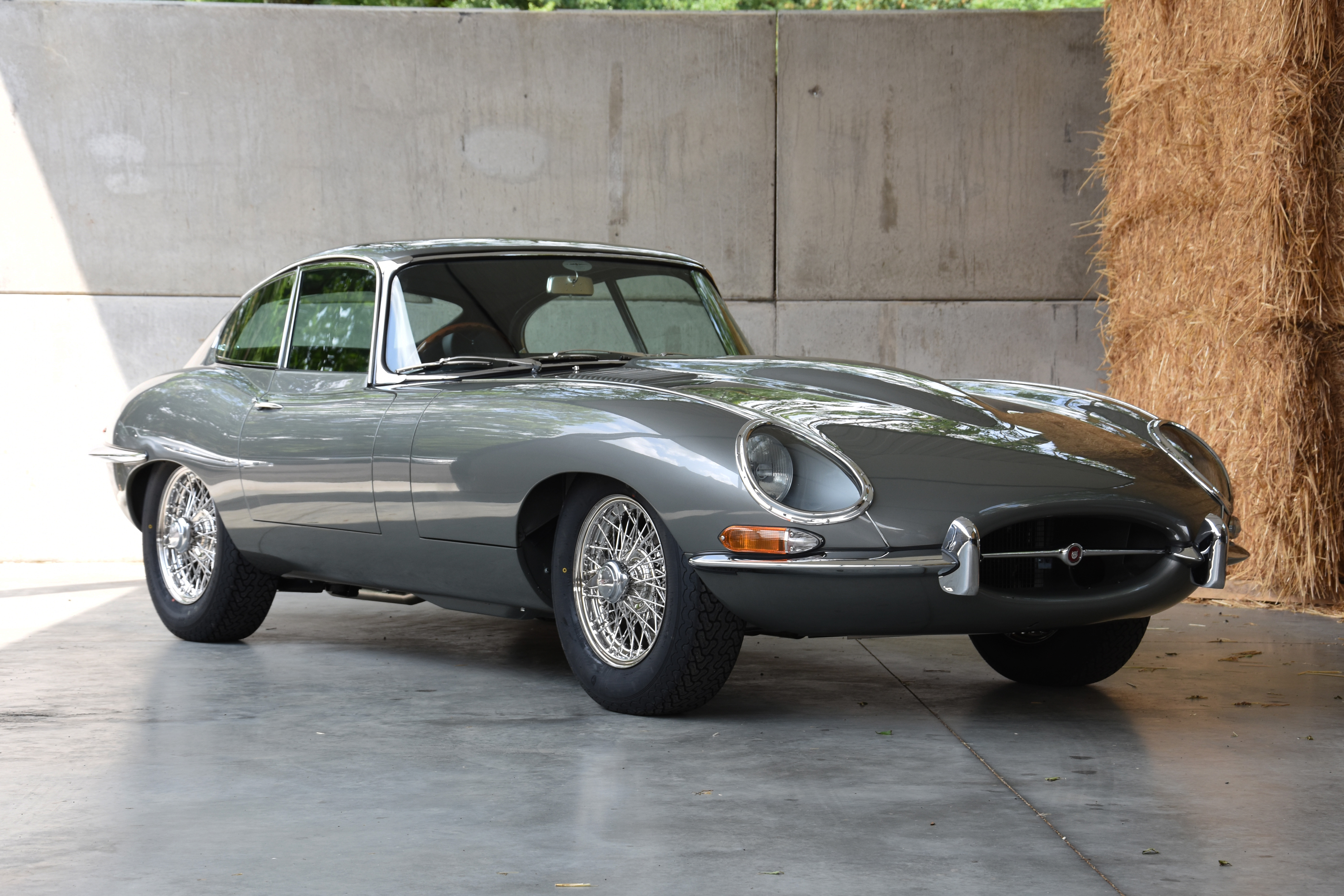 10th Jaguar EType 4.2 Ever Built Restored to Former Glory TeamSpeed