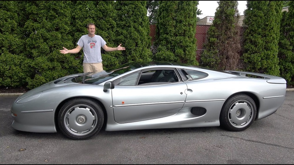 Jaguar XJ220