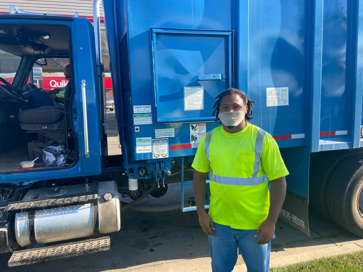 SANITATION WORKERS FOR THE CITY OF LAWRENCE JOIN TEAMSTERS
