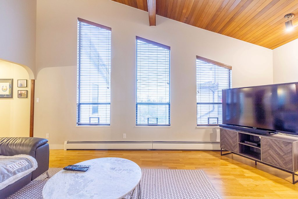 1302 PHILLIPS AVENUE, Burnaby North Team Vince Chan