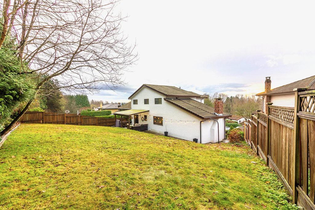 1302 PHILLIPS AVENUE, Burnaby North Team Vince Chan