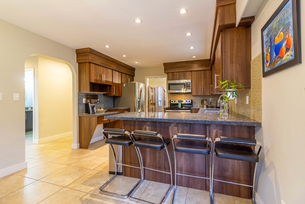 1302 PHILLIPS AVENUE, Burnaby North Team Vince Chan